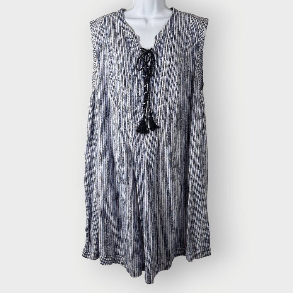 Crown and Ivy Curvy Linen Dress | 2X | Striped | Beachy Resortwear